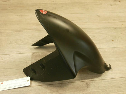 Baksidan på Framskärm från en Ducati 899 Panigale -2014 motorcykel.