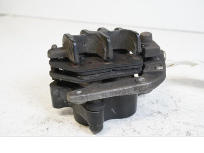 Höger sida på Bromsok från en Honda CB 750 SF -1999 motorcykel.