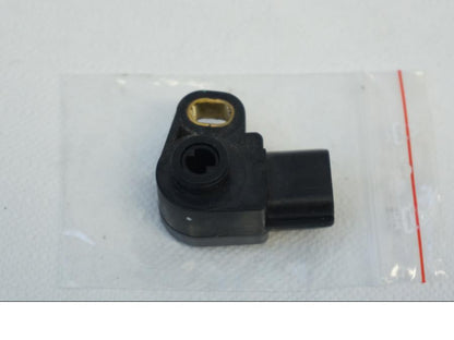 Baksidan på TPS från en Kawasaki VN 900 -2006 motorcykel.