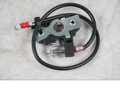 Vänster sida på Sadellåsmekanism från en Ducati Multistrada V4 -2024 motorcykel.