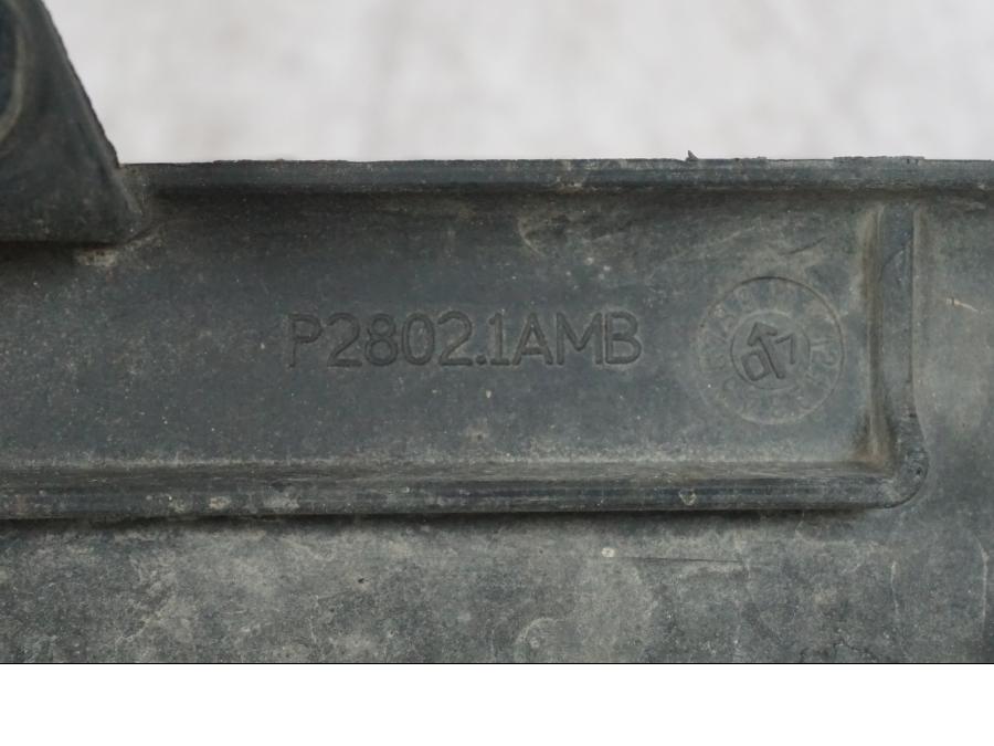 Höger sida på Luftburksnorkel från en Buell 1125 R -2008 motorcykel.