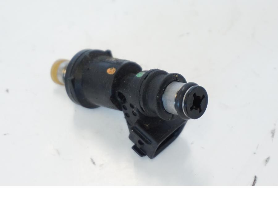 Vänster sida på Spridare från en Honda CBR 900 RR -2001 motorcykel.