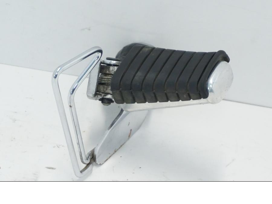 Baksidan på Fotpinne från en Yamaha XV 535 -1995 motorcykel.