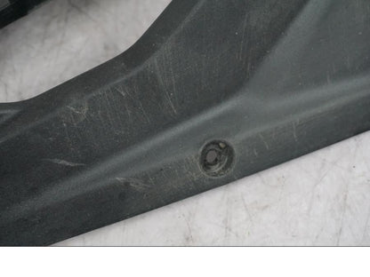 Extrabild4 på Kedjeskydd från en Ducati Multistrada V4 -2024 motorcykel.