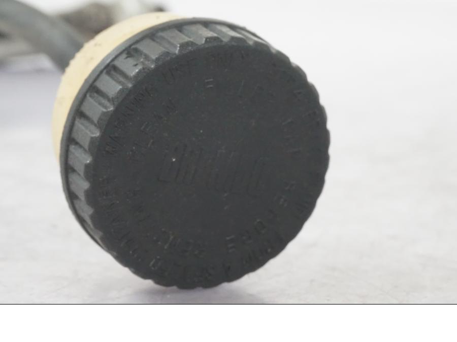 Snett uppifrån på Bromshuvudcylinder från en BMW R 1200 GSA -2012 motorcykel.