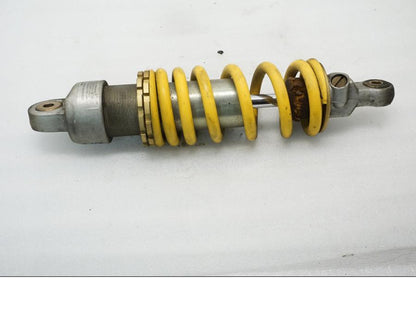 Framsidan på Stötdämpare från en Ducati Monster 600 -2001 motorcykel.