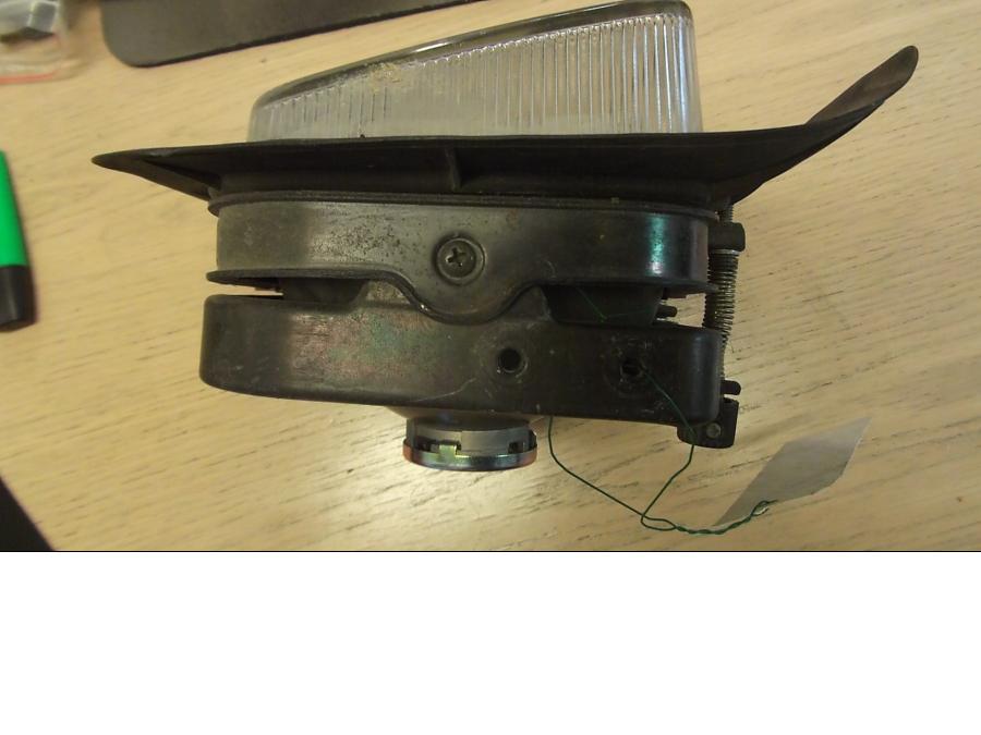 Vänster sida på Strålkastare från en Suzuki GSX 750 -1984 motorcykel.