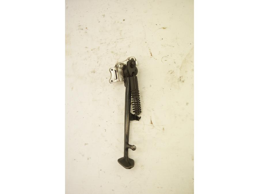 Framsidan på Sidostöd från en Yamaha TRX 850 -1996 motorcykel.