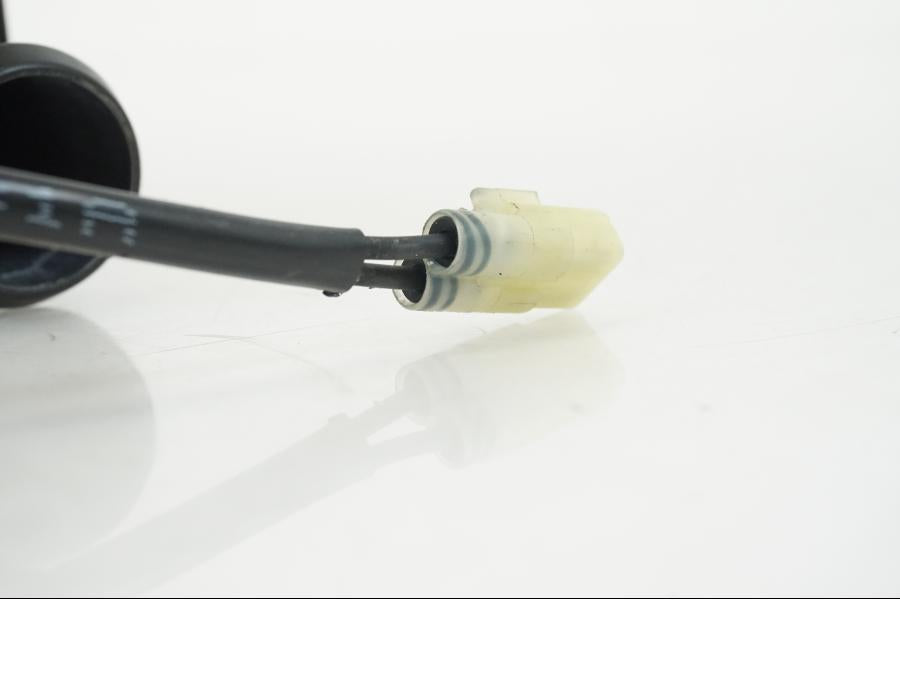 Extrabild1 på Vattentermostathus från en Ducati Streetfighter V4 -2020 motorcykel.