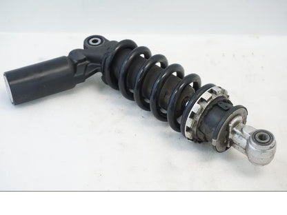 Baksidan på Stötdämpare från en Honda CBR 1000 RR -2010 motorcykel.