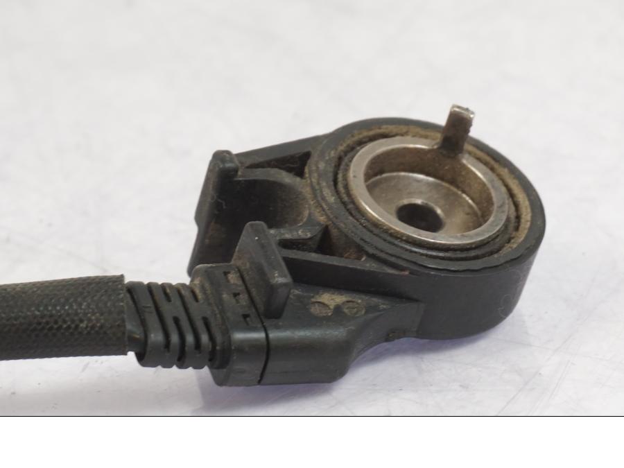 Snett uppifrån på Sidostödsbrytare från en BMW R 1200 GS -2005 motorcykel.