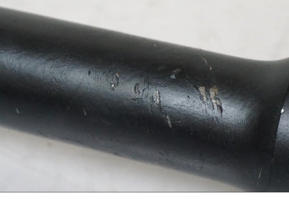 Vänster sida på <p>Kardanaxel från BMW K 1300 GT 2009.</p>

<p>Med båda knutar. Repor och slitage av lack se bilder.</p> motorcykel.