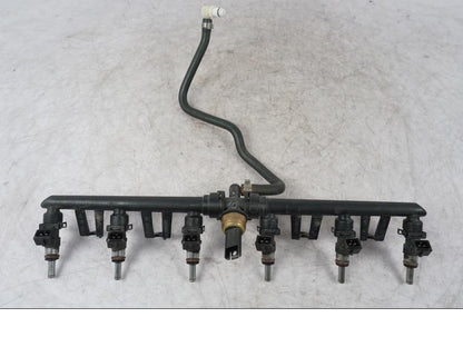 Framsidan på Fuel Rail från en BMW K 1600 GTL -2015 motorcykel.