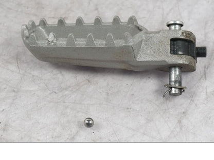 Framsidan på Fotpinne från en Ducati Multistrada V4 -2024 motorcykel.