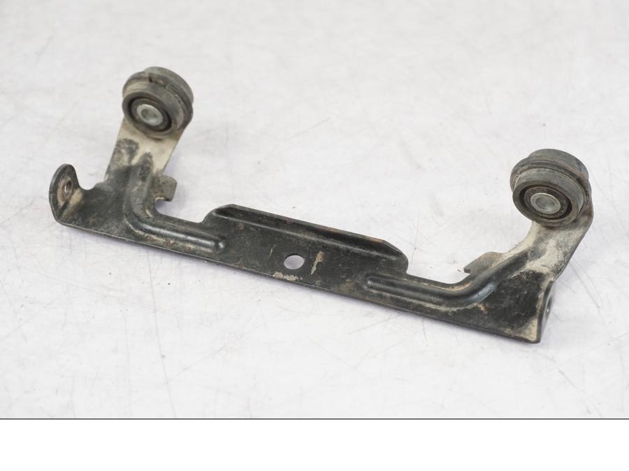 Framsidan på Baklampfäste från en BMW R 1200 GS -2005 motorcykel.