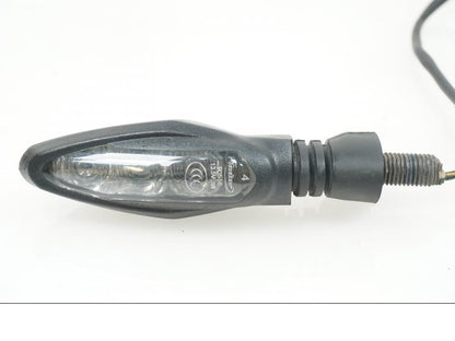 Baksidan på Blinkers LED från en KTM 125 Duke -2020 motorcykel.