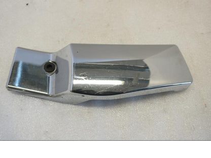 Framsidan på Ramplast från en Suzuki VL 800 -2004 motorcykel.