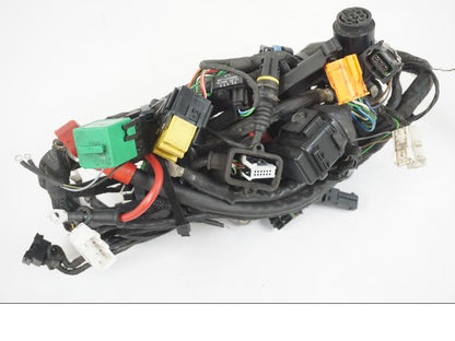 Framsidan på Kabelstam från en BMW F 650 CS -2002 motorcykel.