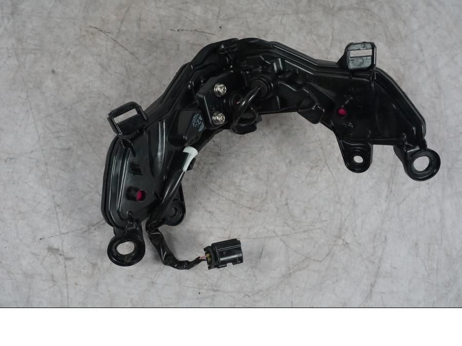 Höger sida på Positionsljus från en Yamaha MT-09 -2024 motorcykel.