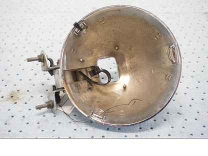 Baksidan på Strålkastarhus från en Yamaha XVS 1100 -2000 motorcykel.