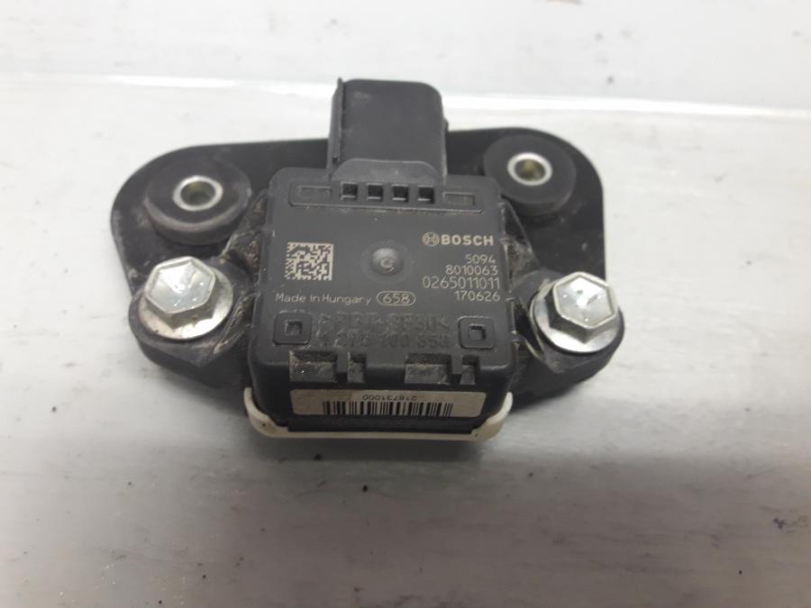 Framsidan på Sensor från en Suzuki DL 1000 -2018 motorcykel.