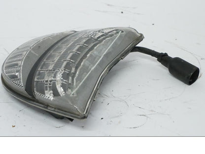 Höger sida på Baklampa från en Honda CBR 900 RR -2002 motorcykel.