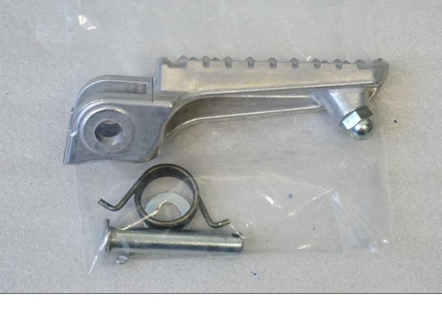 Framsidan på Fotpinne från en Honda CBR 600 RR -2004 motorcykel.