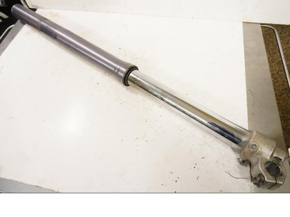 Framsidan på Gaffelben från en KTM 625 SXC -2004 motorcykel.