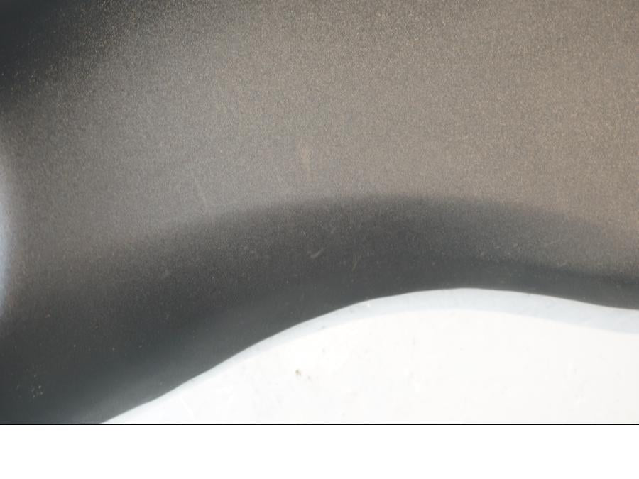 Höger sida på Sadel från en Yamaha YZF 1000 R1 -2006 motorcykel.