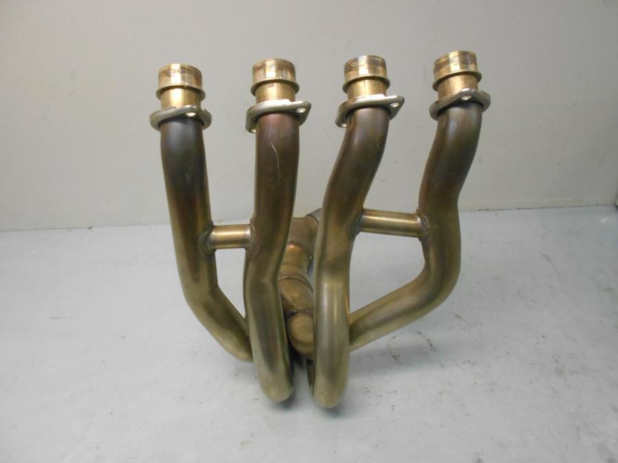 Baksidan på Grenrör från en Kawasaki ZZ-R 1400 -2015 motorcykel.