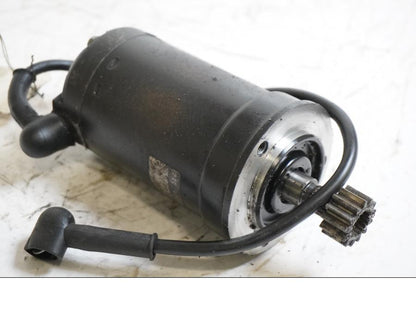 Framsidan på Startmotor från en Ducati 75 Sport -2001 motorcykel.