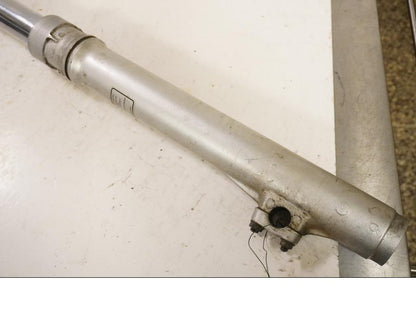 Baksidan på Gaffelben från en Yamaha XT 600 -1990 motorcykel.