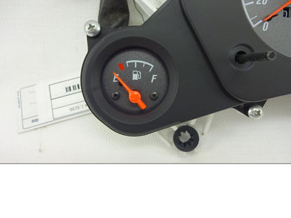 Snett uppifrån på Instrumentpanel från en Honda XL 650 V -2007 motorcykel.