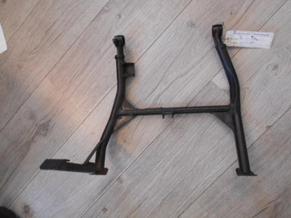 Framsidan på Centralstöd från en KTM 1190 Adventure -2013 motorcykel.