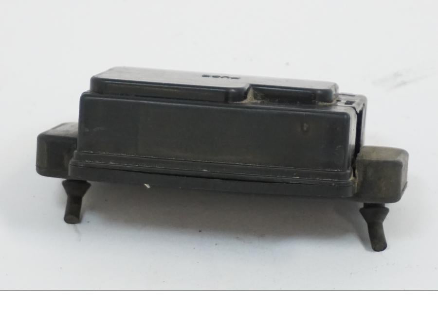 Höger sida på Säkringsbox från en Kawasaki VN 1500 -2002 motorcykel.