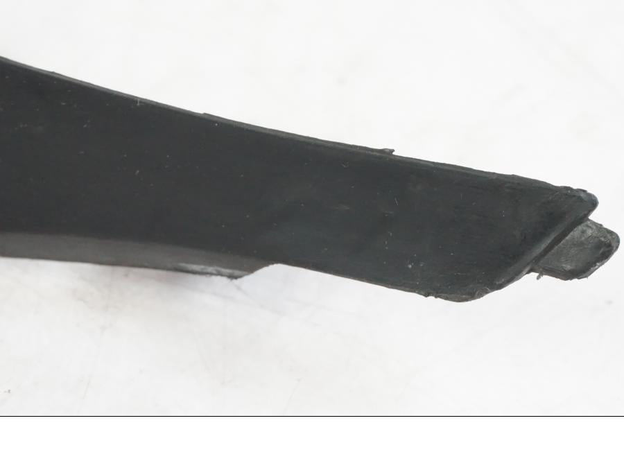 Höger sida på Toppkåpsinsida från en Suzuki GSX-R 750 -2007 motorcykel.