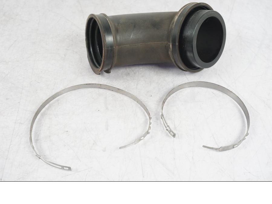 Framsidan på Luftrör från en BMW R 1200 GS -2005 motorcykel.