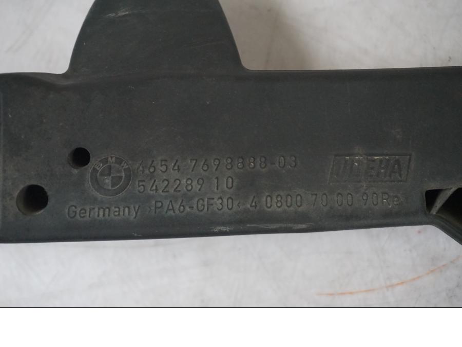 Extrabild2 på Sidoväskhållare från en BMW R 1200 R -2007 motorcykel.