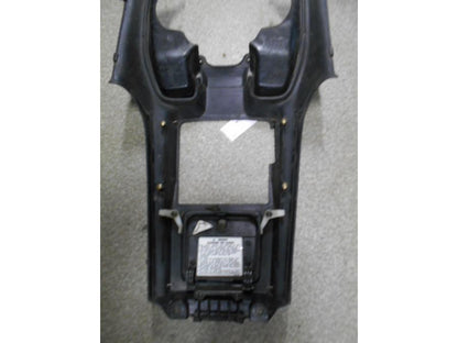 Vänster sida på Bensintankskåpa från en Honda GL 1500 -1998 motorcykel.