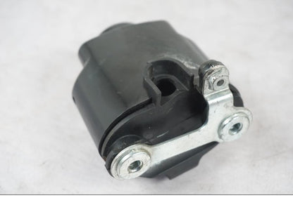 Baksidan på Tändningslåskåpa från en Honda VT 600 C -1998 motorcykel.