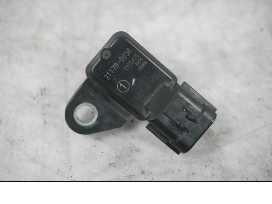 Framsidan på Mapsensor från en Kawasaki ZX-10R -2008 motorcykel.