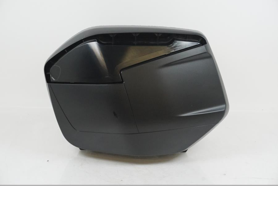 Baksidan på Sidoväska från en Ducati Multistrada 1200 -2015 motorcykel.