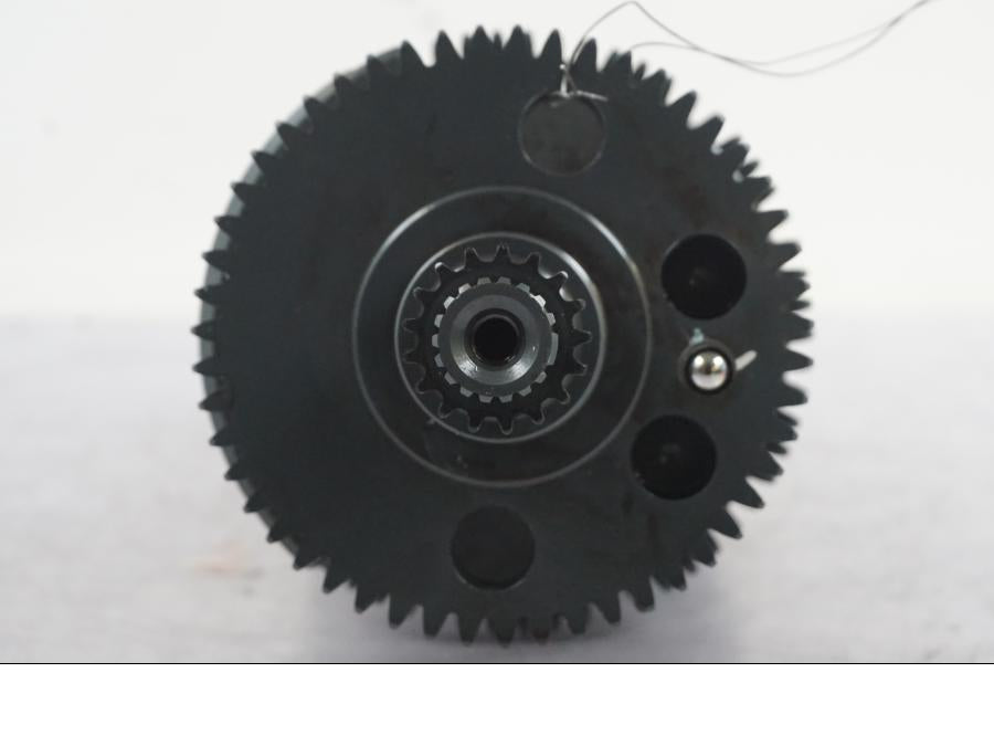 Baksidan på Vevaxel från en Kawasaki Z 900 -2019 motorcykel.