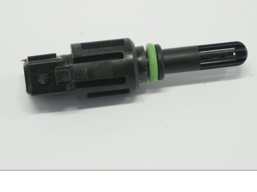 Framsidan på Luftburksensor från en BMW F 700 GS -2013 motorcykel.