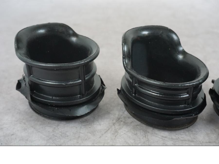 Extrabild3 på Luftrör från en Kawasaki ZX-6R -2006 motorcykel.