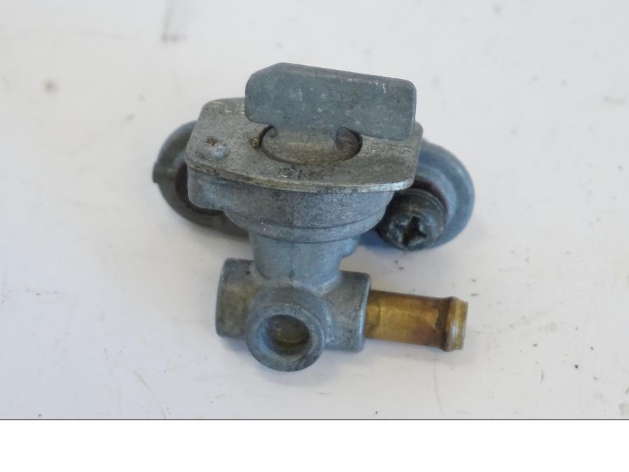 Framsidan på Bensinkran från en Yamaha YZF 1000 R -1997 motorcykel.