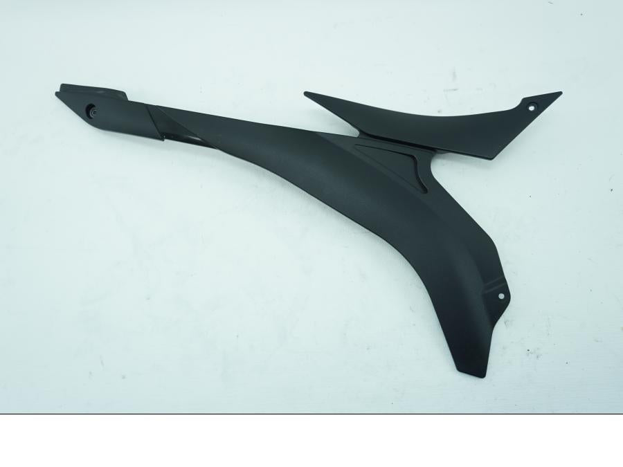 Framsidan på Sidopanel från en Kawasaki ZX-6R -2007 motorcykel.