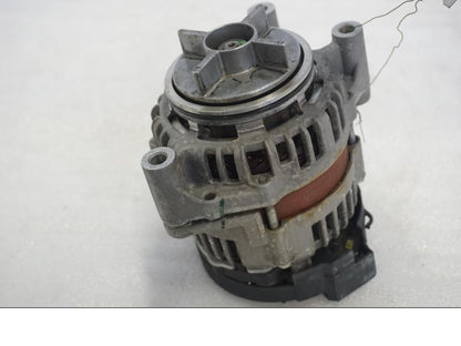 Baksidan på Generator från en BMW K 1300 R -2011 motorcykel.