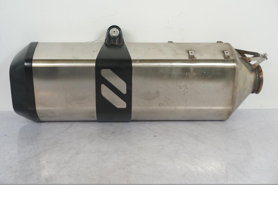 Framsidan på Ljuddämpare från en KTM 1290 Super Adventure R -2018 motorcykel.