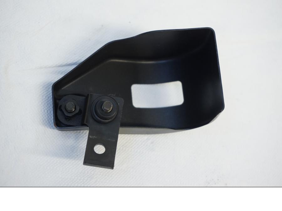 Baksidan på Bromshuvudcylinderskydd från en Kawasaki VN 900 -2006 motorcykel.